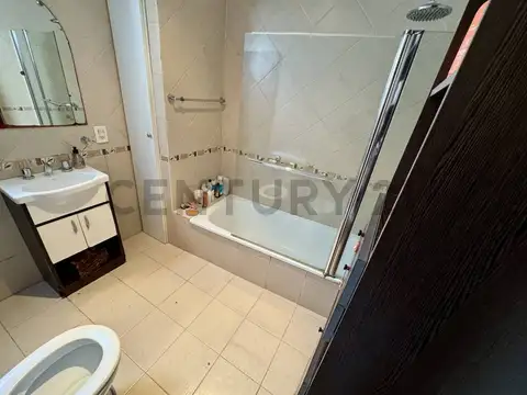 Montes de Oca 489 , Piso 1