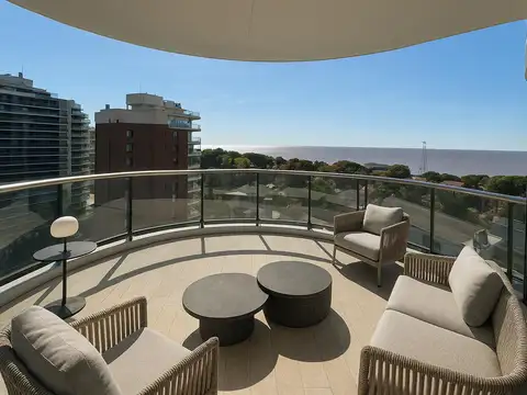Venta Departamento en  4 ambientes con vista al rio en vicente lopez