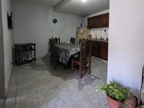 Casa en Venta en Garin, USD 150.000