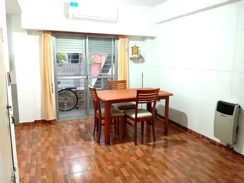 Chacabuco 1700, Piso 1