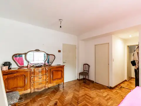 Departamento en Venta en Villa del Parque, USD 120.000