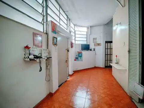 VENTA PH 2 AMBIENTES BARRACAS