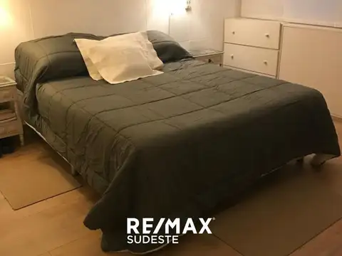 Depto Tipo Casa 3 ambientes con 2 baños