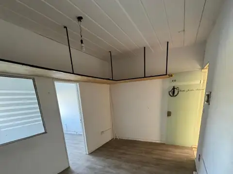 Oficina en Riviera park.