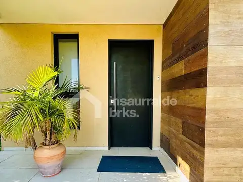 Casa en Venta en Vila Marina, USD 230.000