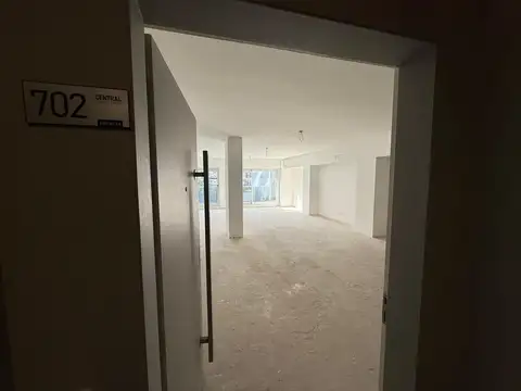 VENTA OFICINA 116MTS C/ 2 COCHERAS - (SUIPACHA 1000) CENTRAL CANCILLERIA