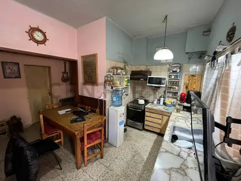 Casa 5 ambientes con 1 baño