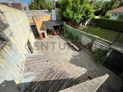 Adolfo Alsina 100, Piso 0