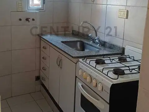 Departamento en Alquiler en Recoleta, $ 700.000