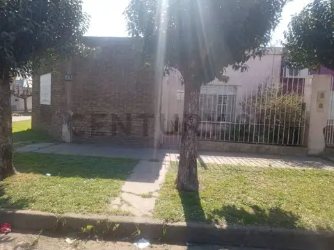 Venta de Casa 3 AMBIENTES en Villa la Florida, Quilmes Oeste.