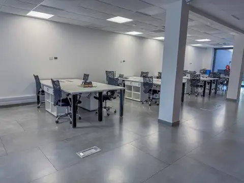 Av. del Libertador 13700