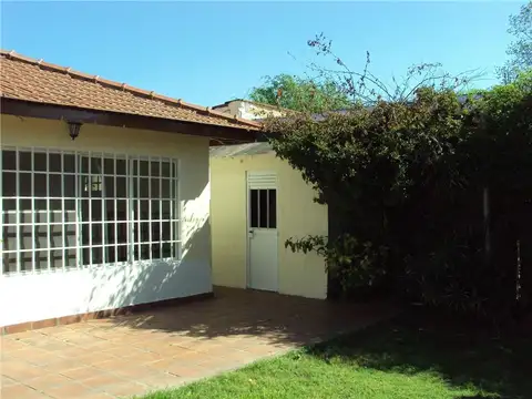 Casa en Venta con 1 cochera