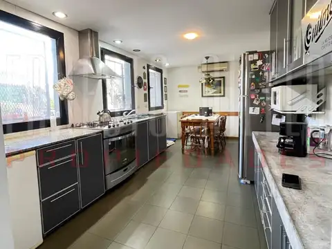 Casa en Venta en Quilmes, USD 220.000