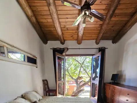 Casa en Alquiler con 1 cochera