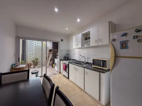 Depto Tipo Casa en Venta de 4 ambientes