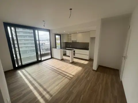 Venta Departamento tigre centro 3 ambientes Pileta cochera rp