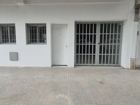 Local en Alquiler en Barrio España y Hospitales, $ 1.280.000