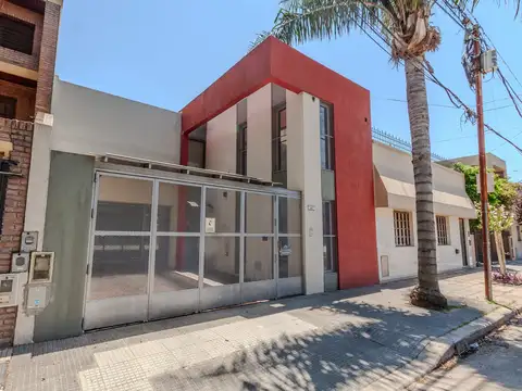 Casa Chalet  en Venta en Monte Castro, Capital Federal, Buenos Aires