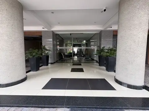 Hermoso monoambiente con balcón. Pocas expensas