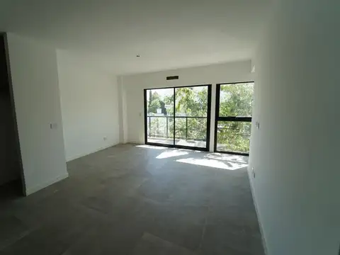 Departamento 2 ambientes nuevo de categoría. Cochera.  - Villa del Parque