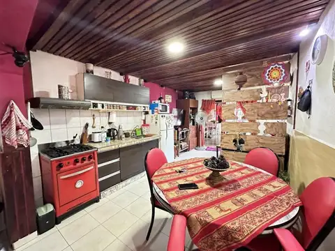 Depto Tipo Casa en Venta 40 años