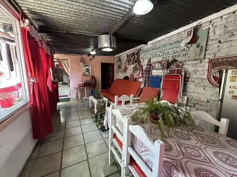 Depto Tipo Casa 3 ambientes con 1 baño