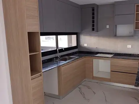 Casa 3 ambientes con 2 baños