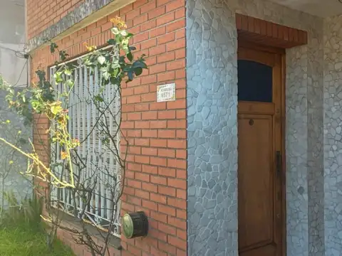 Casa en Venta en Munro-Este, USD 155.000