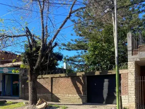 VENTA DE TERRENO EN L.ESPINOSA 1946 EN ING. ADOLFO SOURDEAUX