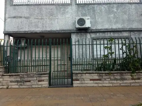 PH DE 3 AMBIENTES AL FRENTE EN SAN JUSTO 