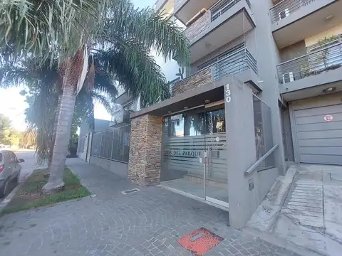 VENTA DEPARTAMENTO PB CON COCHERA BERNAL BARRIO PARQUE