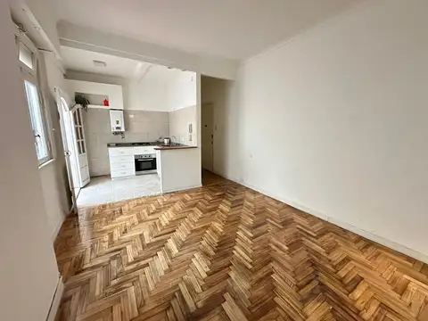 Depto Tipo Casa 2 ambientes con 1 baño
