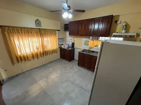 Depto Tipo Casa 2 ambientes con 1 baño