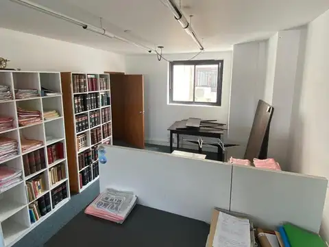 Oficina en Venta - 6 Ambientes - Microcentro