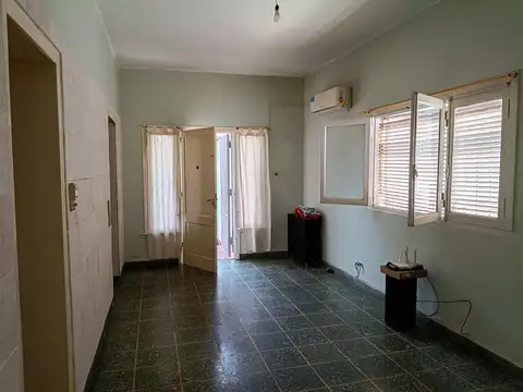 Depto Tipo Casa en Venta 50 años