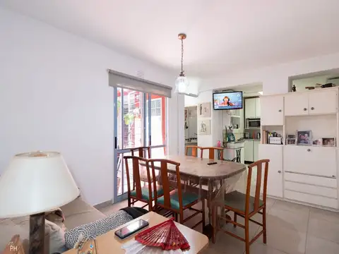 VENTA DEPTO DE PASILLO CON TERRAZA CENTRO RÍO