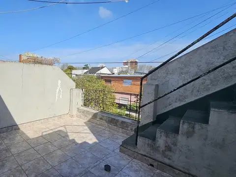 Depto Tipo Casa en Venta 60 años