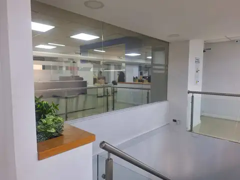 Oficina en Venta 25 años