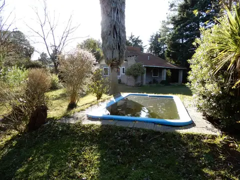 Casa 5 ambientes con 2 baños