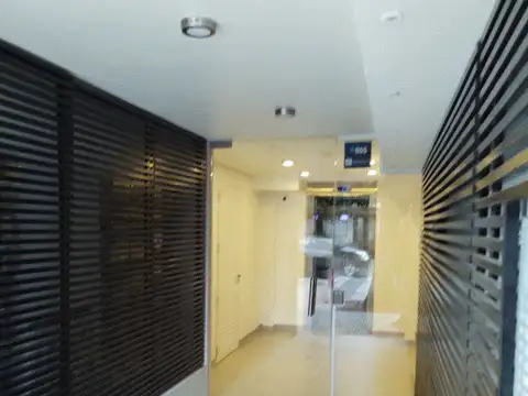 Behring 2500, Piso 3