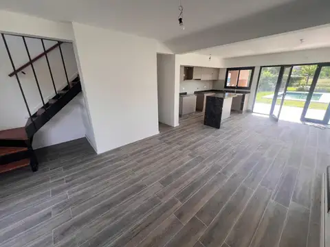 Casa en Venta en Roldan, USD 135.000