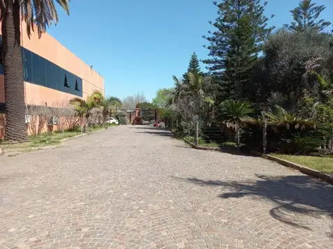 Galpon en Venta en Lanus, USD 10.000.000