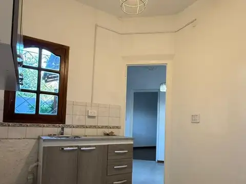 Depto Tipo Casa en Venta en Temperley, USD 73.000