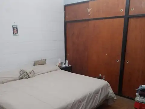 Depto Tipo Casa en Venta 90 años