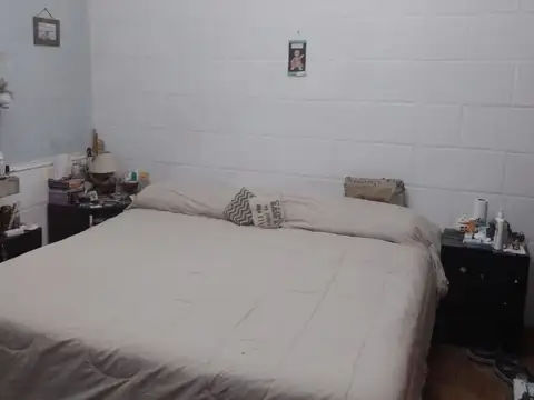 Depto Tipo Casa 6 ambientes con 2 baños