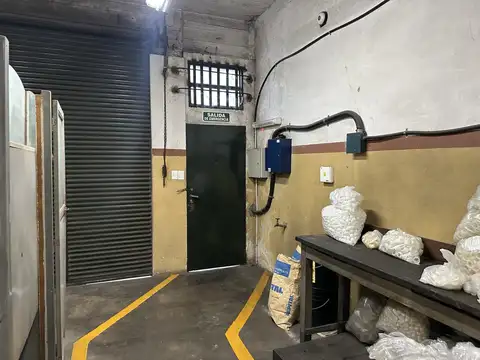 Galpon en Venta 22  mts Fondo