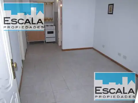 DEL VALLE IBERLUCEA al 600