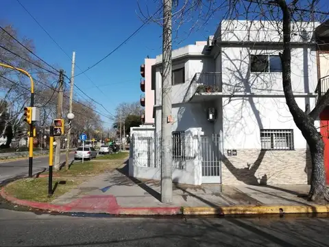CASA EN VENTA ZÁRATE