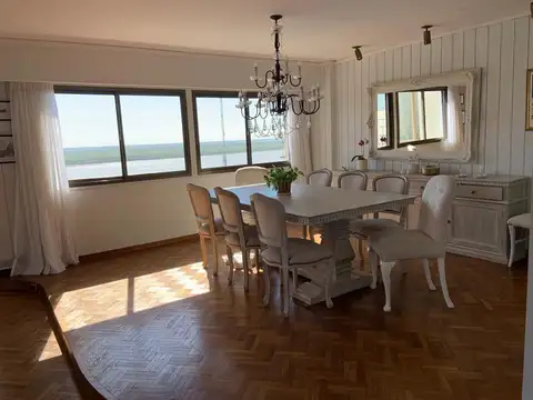 Departamento 5 ambientes con 3 baños