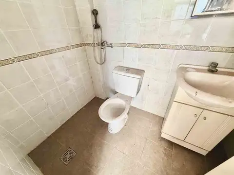 Galpon en Venta en Ramos Mejia, USD 140.000